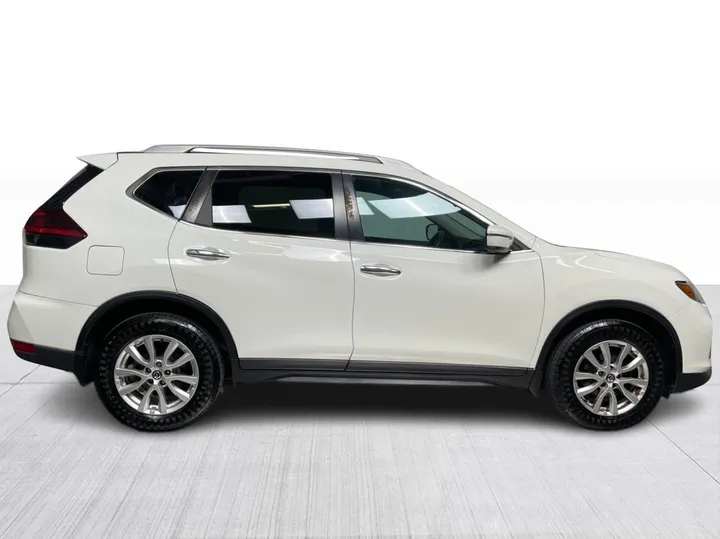 2020 Nissan Rogue