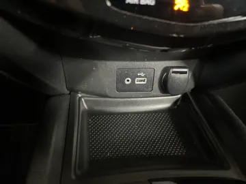 2018 Nissan Rogue - image 23