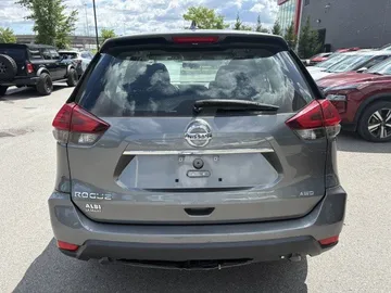 2019 Nissan Rogue - image 6