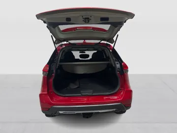 2017 Nissan Rogue - image 13