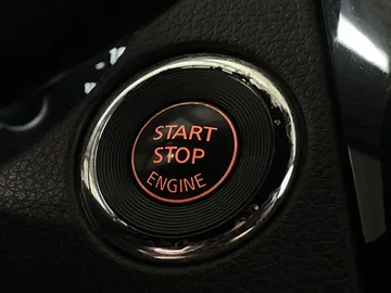 2019 Nissan Rogue - image 35