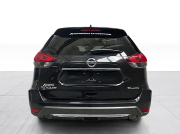 2019 Nissan Rogue - image 13