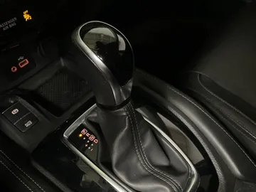 2019 Nissan Rogue - image 34