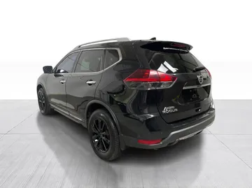 2019 Nissan Rogue - image 12