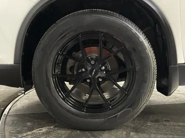 2020 Nissan Rogue - image 7