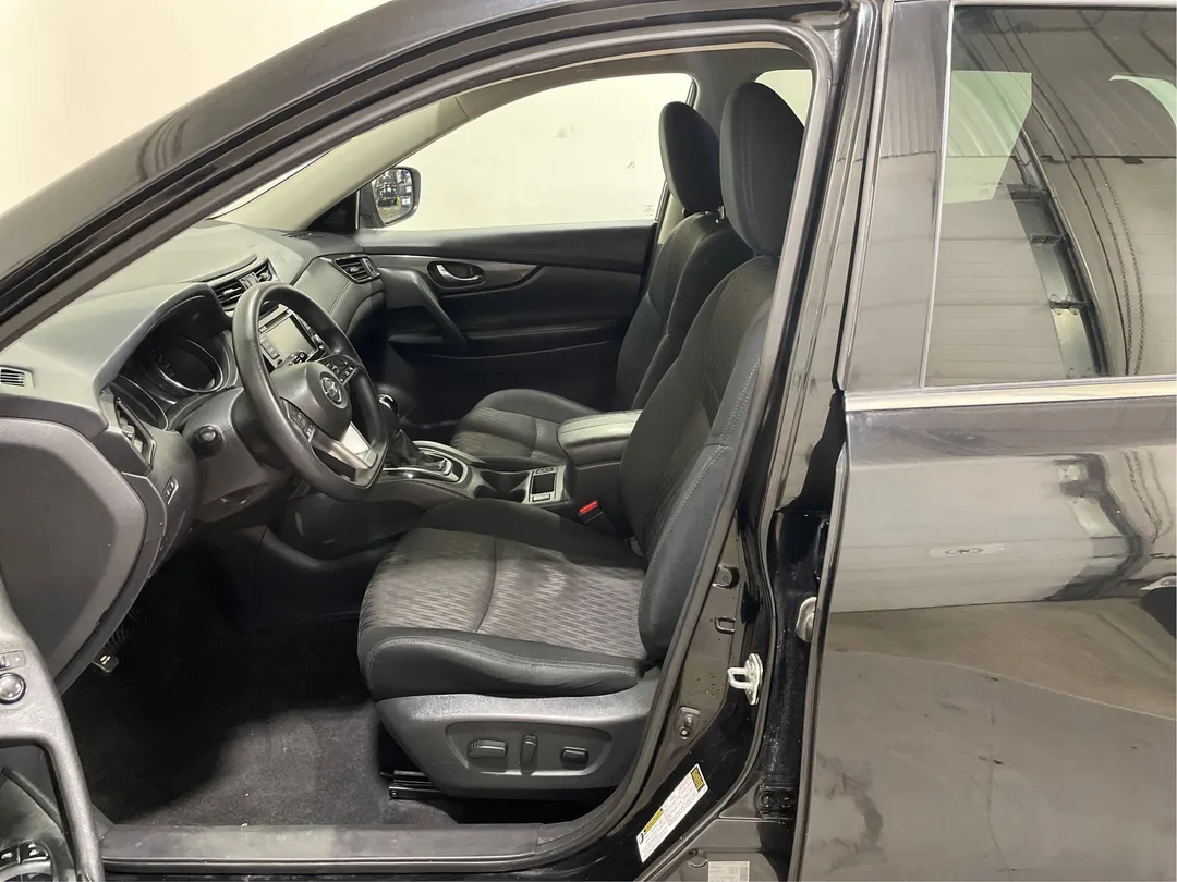 2019 Nissan Rogue — photo 3