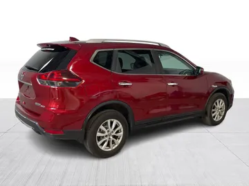 2020 Nissan Rogue - image 13