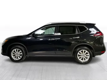 2020 Nissan Rogue - image 4