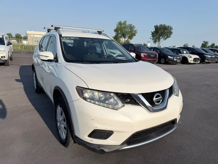 2015 Nissan Rogue - main image