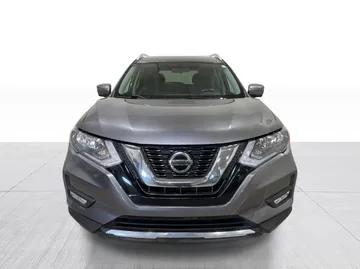 2018 Nissan Rogue - image 2