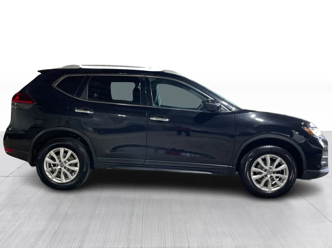 2020 Nissan Rogue — photo 2