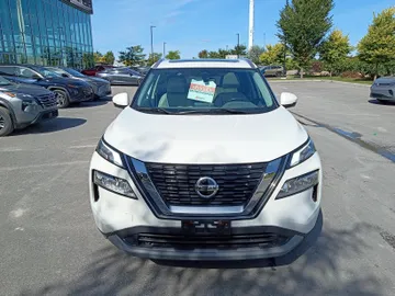 2021 Nissan Rogue - image 2