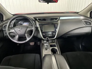 2021 Nissan Murano - image 4
