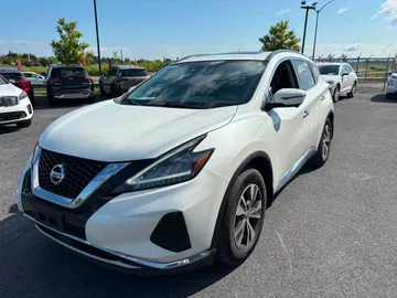 2021 Nissan Murano - image 3