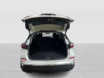 2021 Nissan Murano - image 13