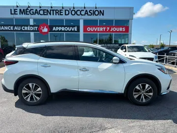 2021 Nissan Murano - image 4