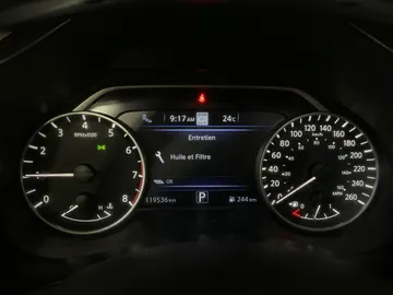 2021 Nissan Murano - image 18
