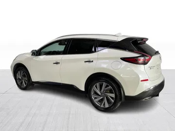 2021 Nissan Murano - image 12