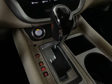 2021 Nissan Murano - image 29