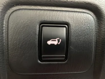 2021 Nissan Murano - image 21