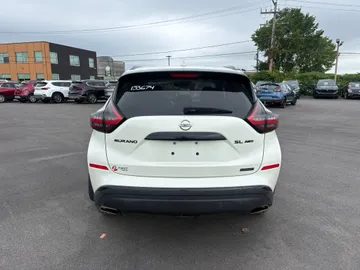 2021 Nissan Murano - image 7