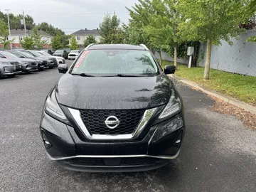2021 Nissan Murano - image 2