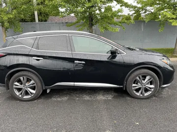 2021 Nissan Murano - image 4
