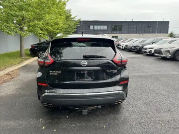 2021 Nissan Murano - image 6