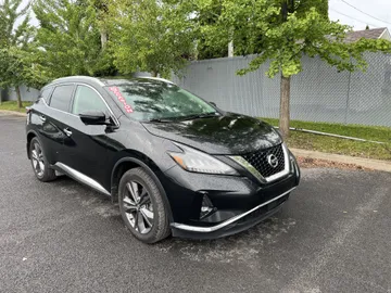 2021 Nissan Murano - image 3