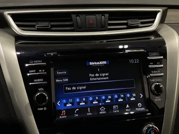 2018 Nissan Murano - image 25