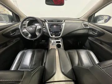 2018 Nissan Murano - image 4