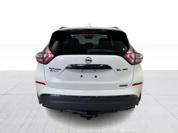 2018 Nissan Murano - image 13