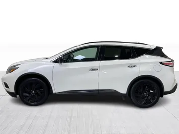2018 Nissan Murano - image 11