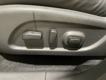 2018 Nissan Murano - image 20