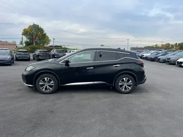 2019 Nissan Murano - image 4