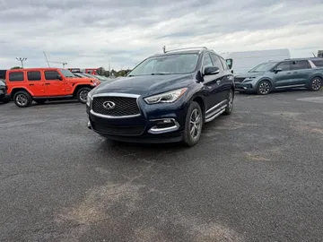 2019 INFINITI QX60 - image 3