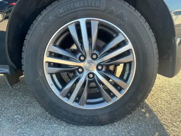 2017 INFINITI QX60 - image 7