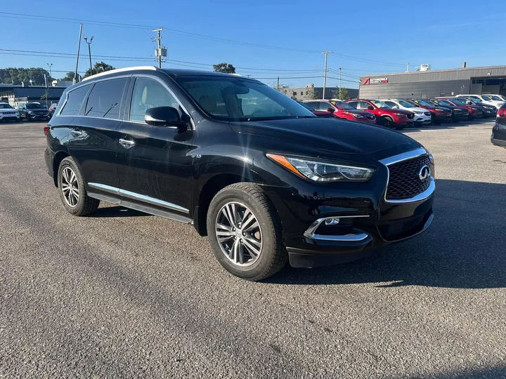 2017 INFINITI QX60 - main image