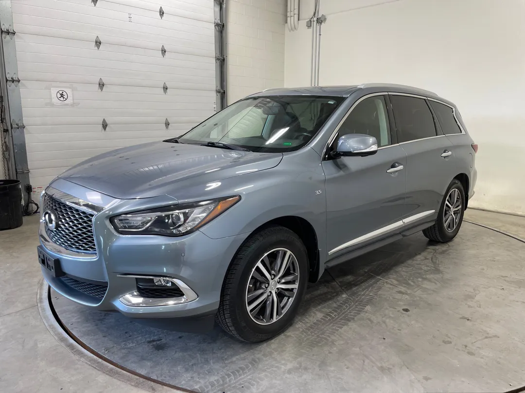2017 INFINITI QX60 — photo 8