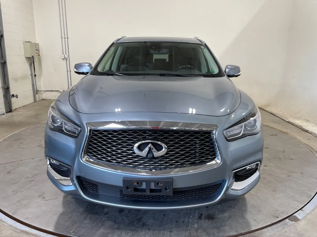 2017 INFINITI QX60 — photo 7