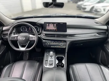 2024 INFINITI QX60 - image 4