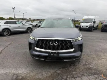 2023 INFINITI QX60 - image 2