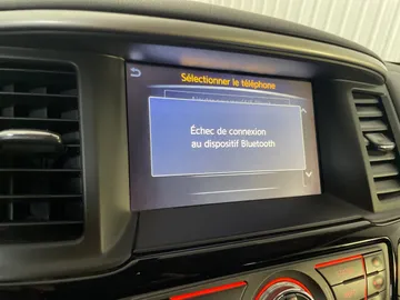 2020 Nissan Pathfinder - image 27