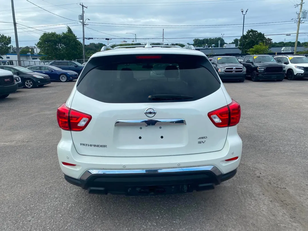 2020 Nissan Pathfinder — photo 6