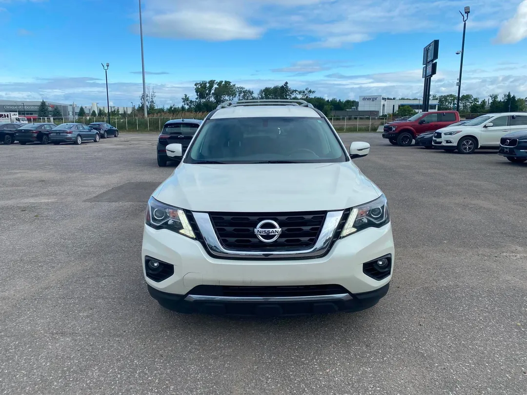 2020 Nissan Pathfinder — photo 2