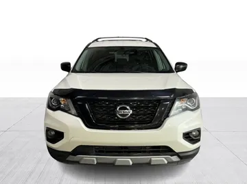 2020 Nissan Pathfinder - image 7