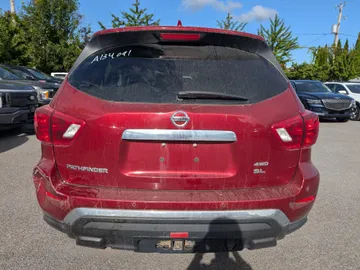 2020 Nissan Pathfinder - image 6