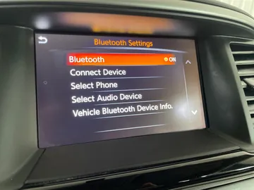2018 Nissan Pathfinder - image 24