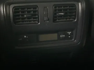 2018 Nissan Pathfinder - image 27