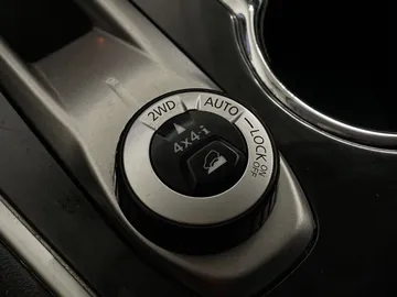 2018 Nissan Pathfinder - image 23